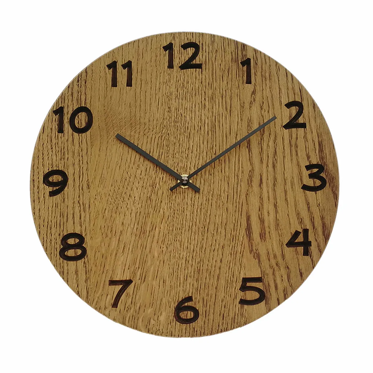 PureTime Birkum vægur i brunvokset massivt egetræ med indgraverede tal, Ø30 cm